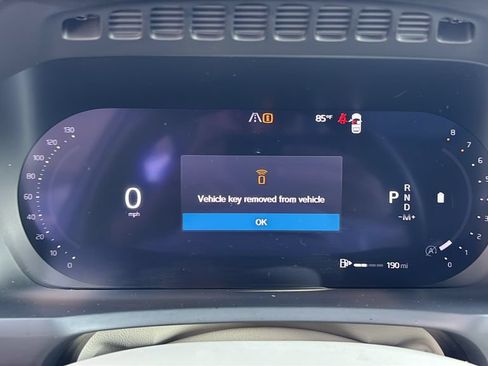 Certified 2024 Volvo XC90 B6 Plus w/ Protection Package Premier AWD/4WD image 16