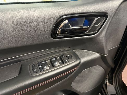 Used 2023 Dodge Durango GT image 9