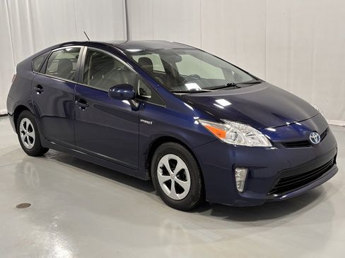 Used 2015 Toyota Prius One image 5