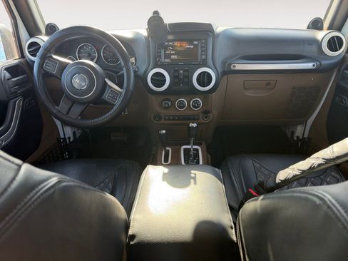 Used 2013 Jeep Wrangler Unlimited Sahara w/ Trailer Tow Group image 10