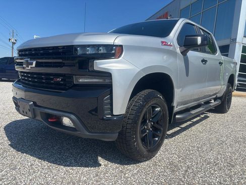 Used 2020 Chevrolet Silverado 1500 LT Trail Boss AWD/4WD image 10