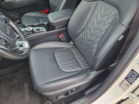 Used 2023 Kia Sportage X-Line AWD/4WD image 16