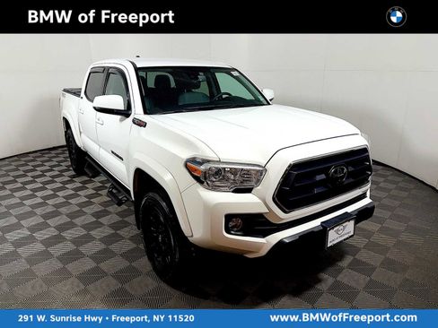 Used 2021 Toyota Tacoma SR5 image 1