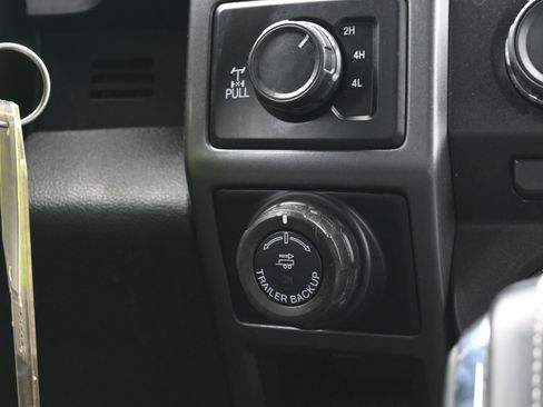 Used 2018 Ford F150 XLT w/ Equipment Group 302A Luxury image 37