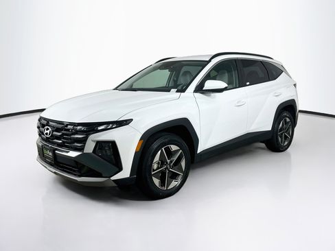 Used 2025 Hyundai Tucson SEL AWD/4WD image 3