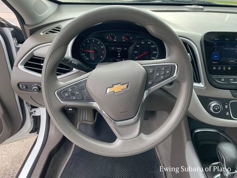 Used 2021 Chevrolet Malibu LS image 15