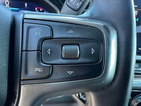 Used 2024 Chevrolet Silverado 2500 LT w/ Convenience Package image 15