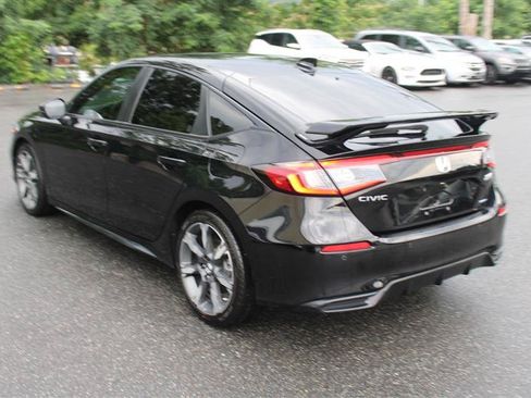 Used 2025 Honda Civic Sport Touring image 6
