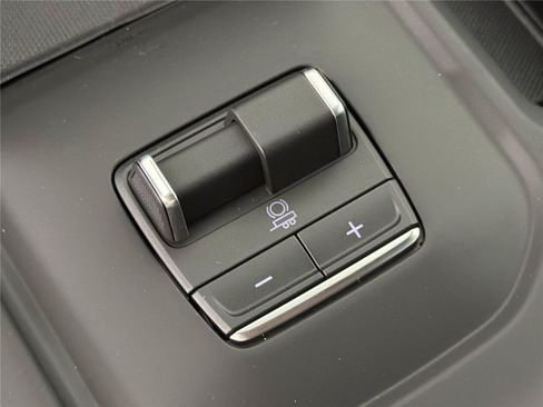 New 2026 GMC Sierra 2500 Denali Ultimate AWD/4WD image 32