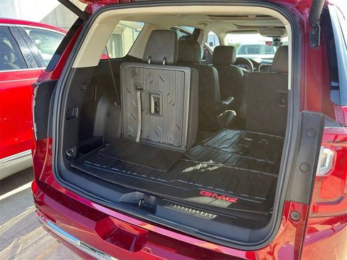Used 2023 GMC Acadia Denali w/ Denali Ultimate Package image 34