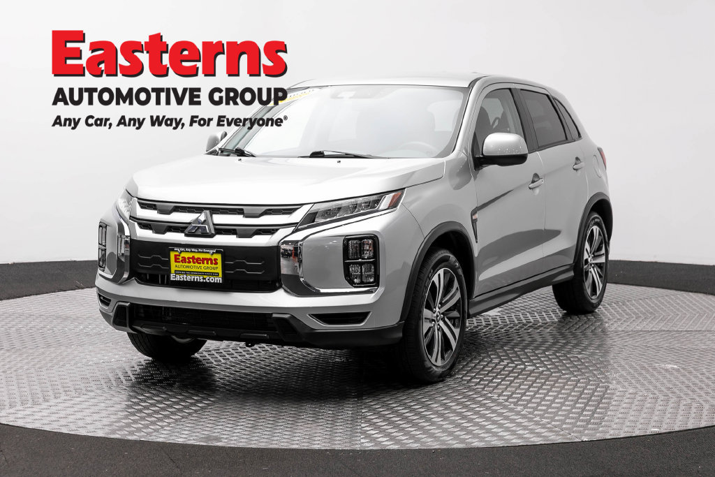Used 2025 Mitsubishi Outlander Sport SE AWD/4WD image 1