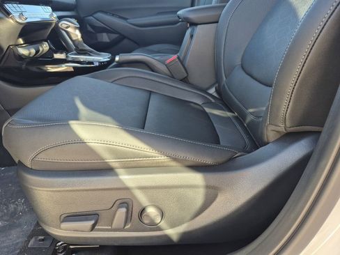 New 2026 Kia Seltos EX image 11
