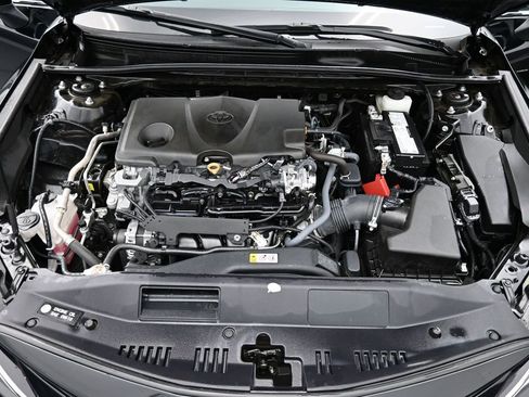 Used 2024 Toyota Camry LE w/ Convenience Package FWD image 15