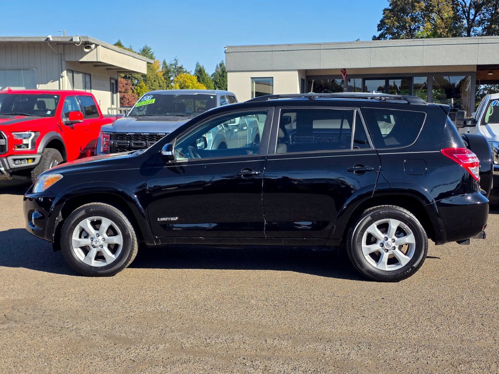 Used 2011 Toyota RAV4 Limited w/ Limited Extra Value Pkg AWD/4WD image 33