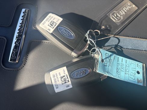 New 2026 Ford F250 Platinum image 32