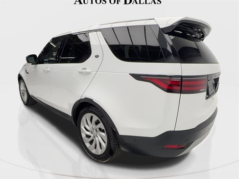Used 2024 Land Rover Discovery S image 10