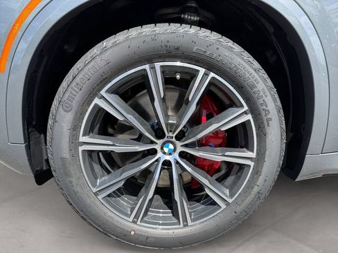 New 2026 BMW X5 xDrive40i w/ M Sport Package AWD/4WD image 14