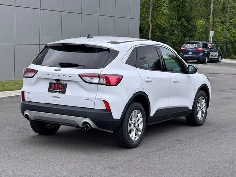 Used 2022 Ford Escape SE AWD/4WD image 8