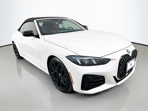 Used 2025 BMW 430i Convertible w/ M Sport Package image 3