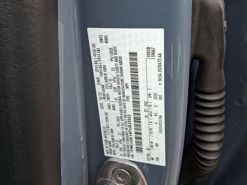 Used 2023 Ford Escape SE w/ PHEV Premium Package FWD image 27