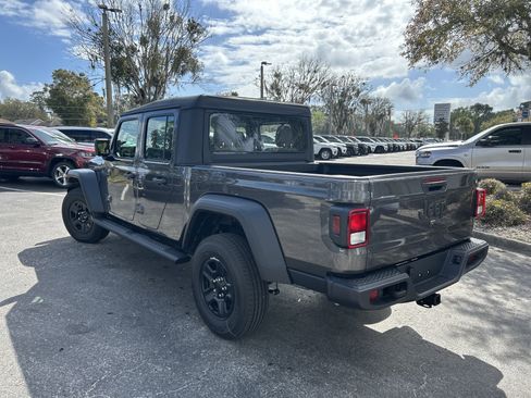 New 2026 Jeep Gladiator Sport image 5