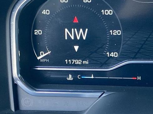 Used 2025 GMC Sierra 2500 Denali w/ Denali Reserve Package image 8