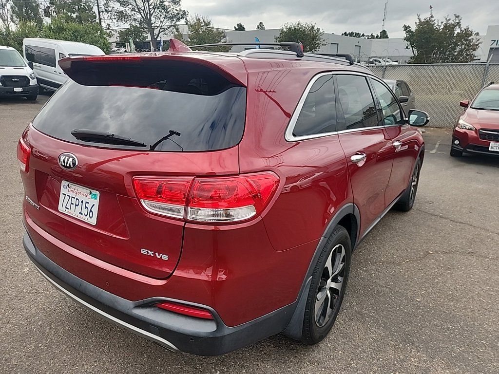Used 2017 Kia Sorento EX FWD image 13