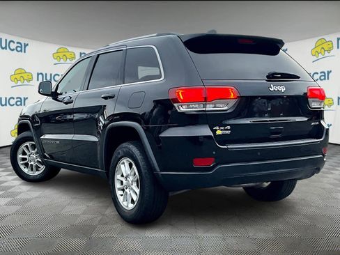 Used 2020 Jeep Grand Cherokee Laredo image 4