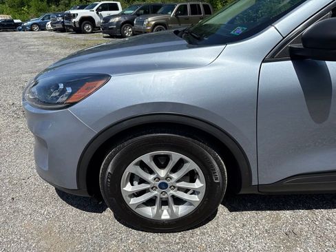 Used 2022 Ford Escape SE w/ Convenience Package FWD image 6