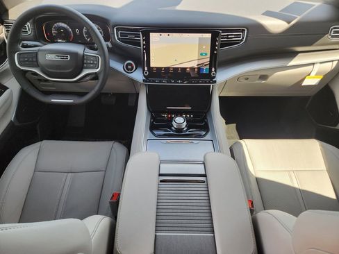 New 2026 Jeep Grand Wagoneer 2WD image 18