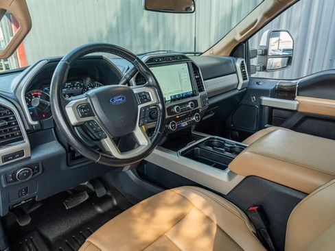 Used 2022 Ford F250 Lariat w/ Lariat Value Package AWD/4WD image 23