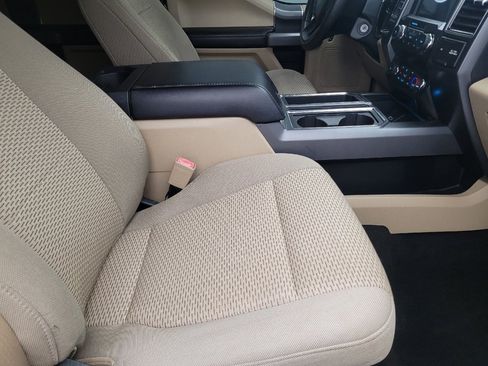 Used 2019 Ford F150 XLT w/ Equipment Group 302A Luxury image 21