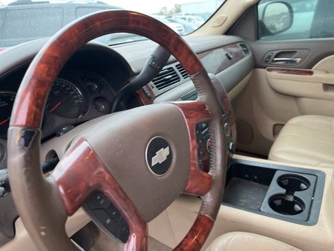 Used 2013 Chevrolet Tahoe LT image 28