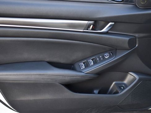 Used 2020 Honda Accord Sport image 9