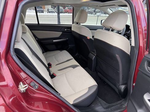 Used 2017 Subaru Crosstrek 2.0i Premium w/ Moonroof Package image 5