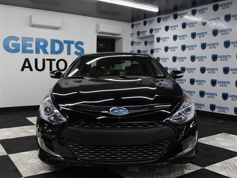 Used 2013 Hyundai Sonata Hybrid image 6