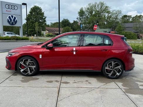 New 2025 Volkswagen GTI SE image 17