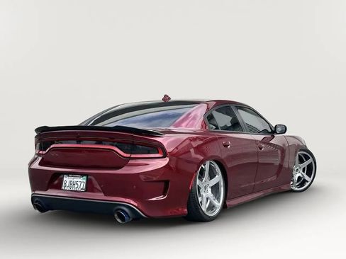 Used 2019 Dodge Charger R/T w/ Driver Confidence Group RWD image 2