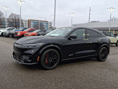 Certified 2025 Ford Mustang Mach-E Premium w/ Sport Appearance Package image 5