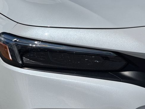 Used 2024 Honda Civic Sport image 10