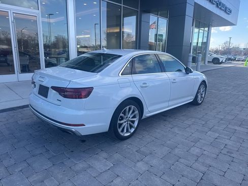 Used 2019 Audi A4 2.0T Premium w/ Convenience Package image 8