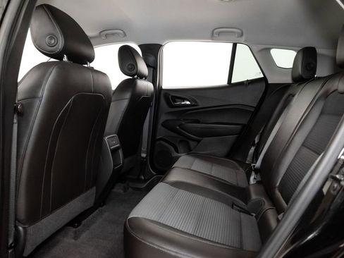 Used 2024 Chevrolet Trax LT w/ Driver Confidence Package FWD image 21