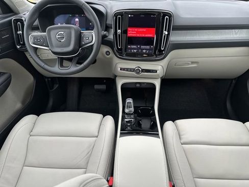 New 2026 Volvo XC40 B5 Ultra w/ Protection Package Premier AWD/4WD image 12
