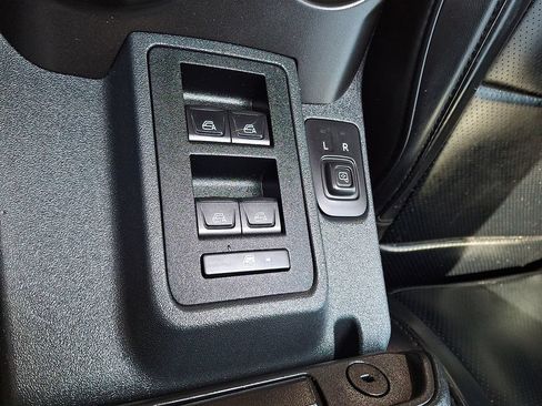 Used 2023 Ford Bronco Big Bend AWD/4WD image 26