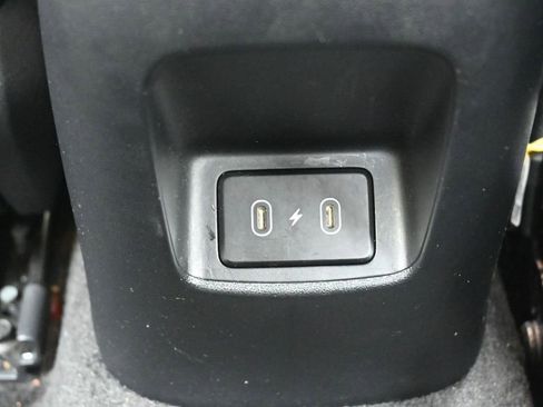 Used 2025 Hyundai Elantra SEL w/ Cargo Package image 21