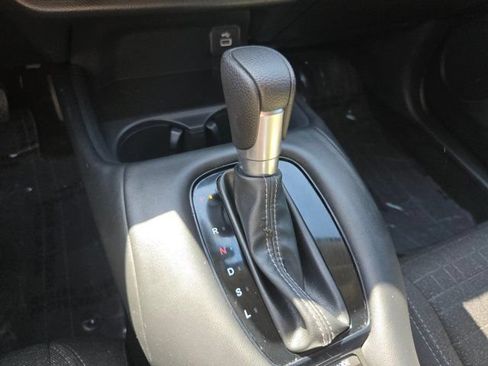 Used 2025 Honda HR-V LX image 19