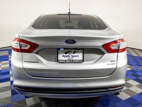 Used 2015 Ford Fusion SE w/ Equipment Group 202A FWD image 5