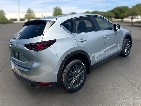 Used 2019 MAZDA CX-5 Touring FWD image 8