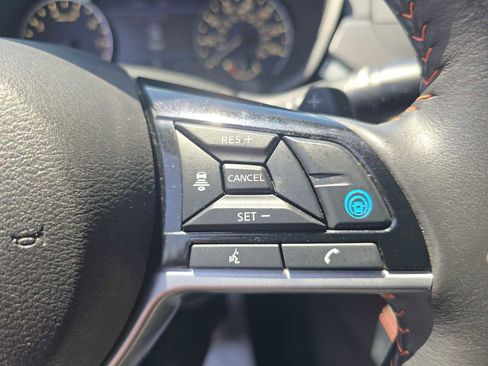 Used 2024 Nissan Altima 2.5 SR AWD/4WD image 30