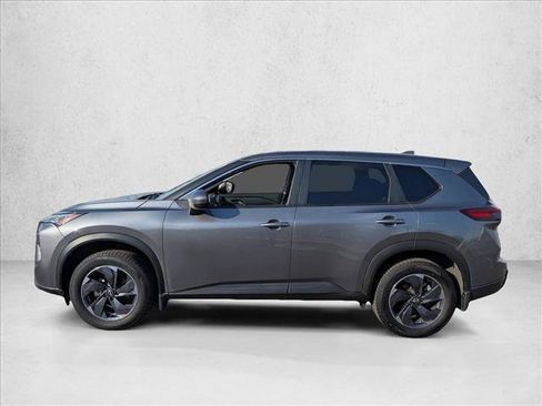 Used 2024 Nissan Rogue SV FWD image 10